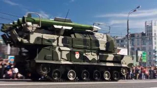 Военный парад 9 мая 2010 г.