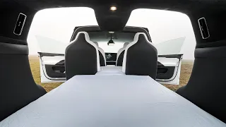Sleeping in a 2023 Tesla Model X Plaid (6-seater)