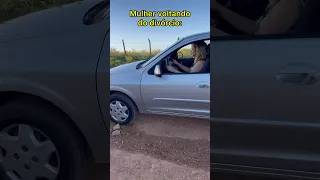 Mulher indo para o divórcio vs mulher chegando do divórcio #comedia #humor #viral #fy #shorts