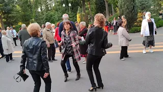 Вишня 🍒 Танцы в парке Горького Харьков Сентябрь 2021