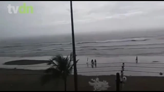 Turista é atingida por raio em praia do litoral paulista