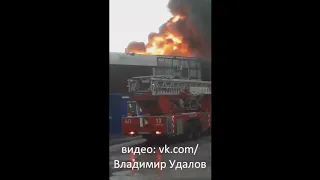 Крупный пожар на заводе Полимерпласт, Тюмень, Бабарынка, 09.05.2018
