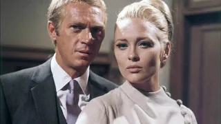 FAYE DUNAWAY in THE THOMAS CROWN AFFAIR