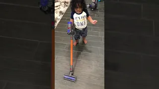Vivaan Dyson Toy Vacuum