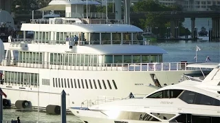 FOUNTAINHEAD | Feadship Yacht Docking in Miami