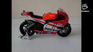 Maisto , 1/18 scale , Ducati Desmosedici 2011 Moto GP, Nicky Hayden , Ducati Team .(Reposted)