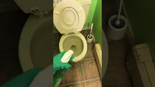 Satisfying bathroom transformation 🧹 Free cleaning series 🧼