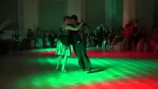 Sara Westing y Juan Pablo Canavire. Milonga