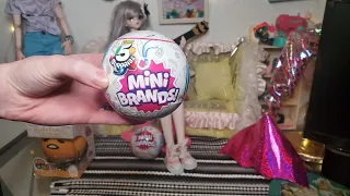 Mini Brands unboxing | doll props