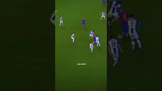 skill gila Messi melewati 8 pemain