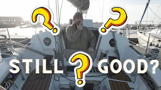 Ep43. What's does the INSIDE of a 40YR OLD sailboat look like???