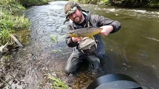 Expert Streamer fishing in Ireland.