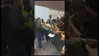 Lana SINGING "Video Games" With Brazilian Fans At The Airport