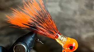 Creating a dressed up collar on a squirrel tail jig