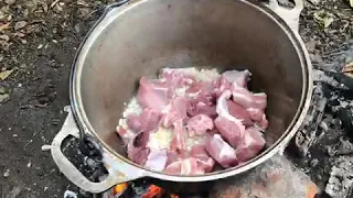 Плов на костре из перловки. Очень вкусный плов.