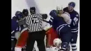 Rangers Leafs scrum Dec 6, 2001