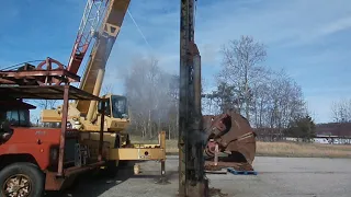 Testing a Delmag D5 Diesel Pile Hammer