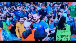 Kadın Güvenlik Görevlisi, Bonucci'yi Taraftar Sandı Ve Sahaya Almadı!