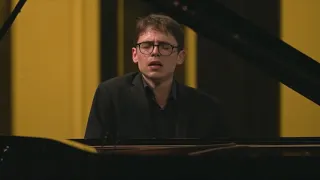 Lucas Debargue - Schubert Piano Sonata A Minor D 784