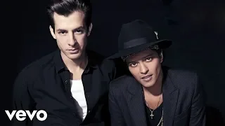 Mark Ronson - Uptown Funk (Live on SNL) ft. Bruno Mars