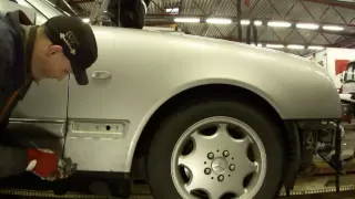 Снятие переднего крыла Mercedes-Benz W210  Front Fender Removal