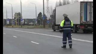 Совместную акцию в память жертв ДТП провели сотрудники Госавтоинспекции Смоленской и Витебской облас