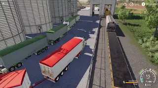 Farming Simulator 19 - Unloading Grain with 4 Trucks with Double Trailers