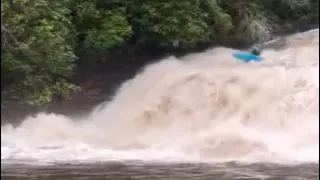 Kayaking Every Advanced Southeast Release in April *Carnage*