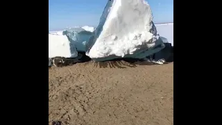 Вы такого ещё не видели! Озеро БАЛХАШ в Казахстане - реально живое!