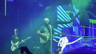 Blink-182 - Adam’s Song / Ghost on the Dancefloor (Live in St. Paul, MN) [PARTIAL OF EACH]