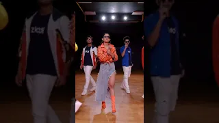 bhaiya ji smile aka sonal devraj and Mj5 tu itani ziddi kyun new dance video