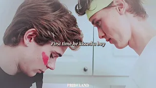 Isak & Even - First Time He Kissed a Boy (LYRICS)