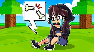 ¡BEBENOOBSI SE ROMPIÓ LA PIERNA en Minecraft! 😭💔