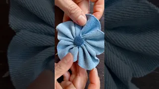 How to make 3D flowers with denim scraps  #shoulderbags #sewing #handmade