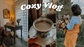 Cozy Vlog - Cottage Garden, Thrifting, & Baking