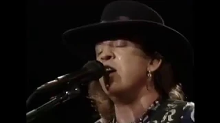 Stevie Ray Vaughan - Best Guitar Switch Ever