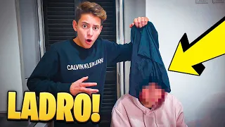 SCOPRO CHI è il LADRO CHE CI SPAVENTA di NOTTE con i MIEI AMICI! 😱 (Casa degli Youtubers)