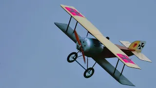 Doppeldecker Fly Inn in Trebur, WW1