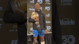 ISRAEL ADESANYA CELEBRATES HIS VICTORY OVER ALEX PEREIRA