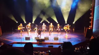 Backstreet boys Cruise 2016 acoustic concert group A 'lay down beside me'