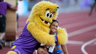 For the fourth time in 13 months Sydney McLaughlin sets a world record