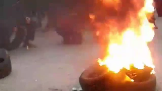 Під будівлею Вінницької ОДА запалили шини