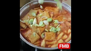 How to cook spicy tteokbokki topokki with samyang ramen and fishcake