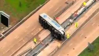 Aerial footage from M25 crash site