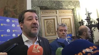 Salvini sulle manganellate di Pisa: «Poliziotti non sono biechi torturatori, Mattarella? Non...