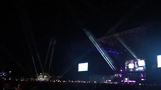 Muse - Dig Down (Acoustic Version) |Chile 2019 | Simulation Theory World Tour.