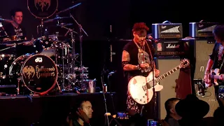 Johnny Depp sings with Hollywood Vampires at Greek Theater 5-11-19