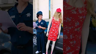 Ragazze usano manichini per scappare dalla polizia #fun #123go #shorts