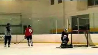 Kari Lehtonen vs. Slava Kozlov in shootout practice