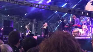 London Grammar - Strong - Live @ We Love Green Fest 31 may 2014